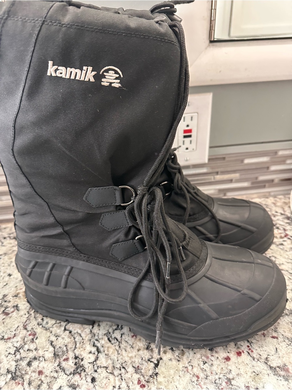 Kamik Winter Snow Heavy Duty Boots Men's US 13 Black Great Traction Tread